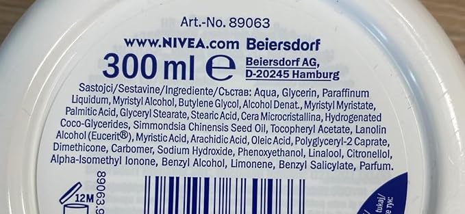 Nivea Soft Moisturising Cream 300 ml - Image 9