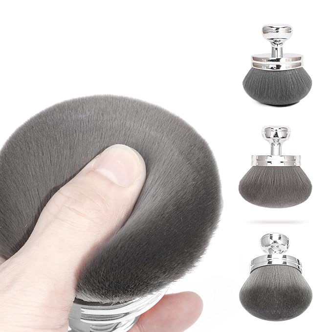 Blend & Blur Extra Large Body Makeup Brush - Image 6