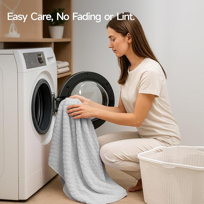 REDKISS 4 Pack Gray Microfiber Bath Towels - Image 7