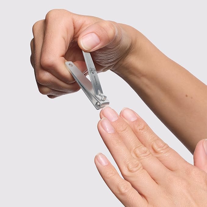 Tweezerman Disney's Lady and the Tramp Manicure Kit - Image 3