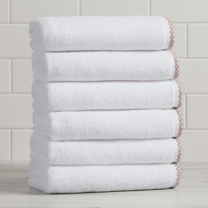 Great Bay Home White/Rosewood Hand Towel Set by GreatBayHome
