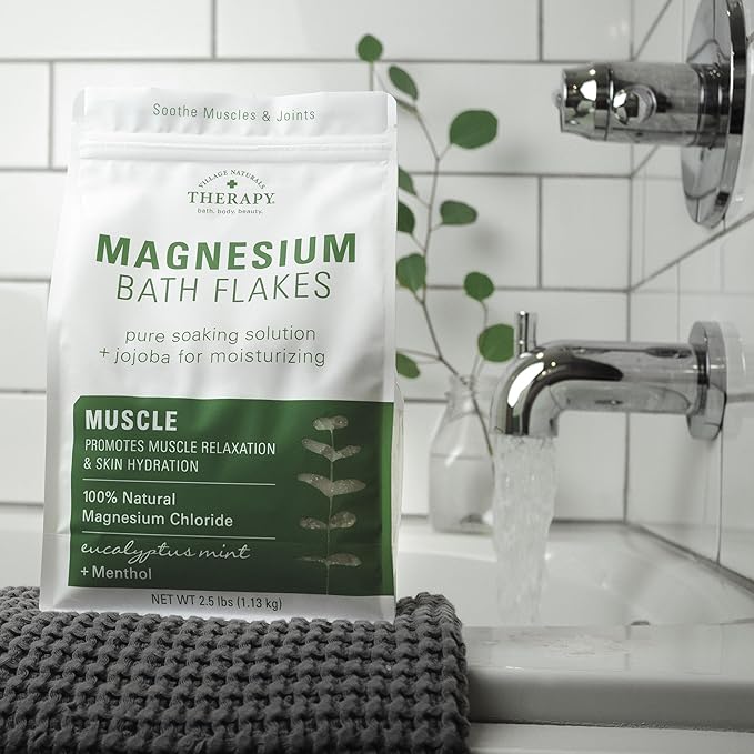 Village Naturals Therapy Muscle Magnesium Bath Flakes, Eucalyptus, Mint & - Image 3