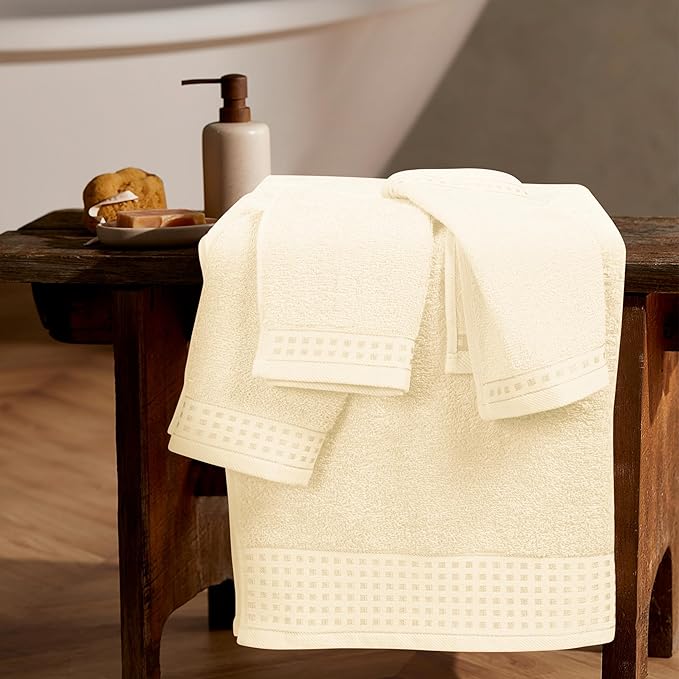 GLAMBURG Ultra Soft 3 Pack Cotton Towel Set, Contains a Bath Towel 28x55 inch - Image 3