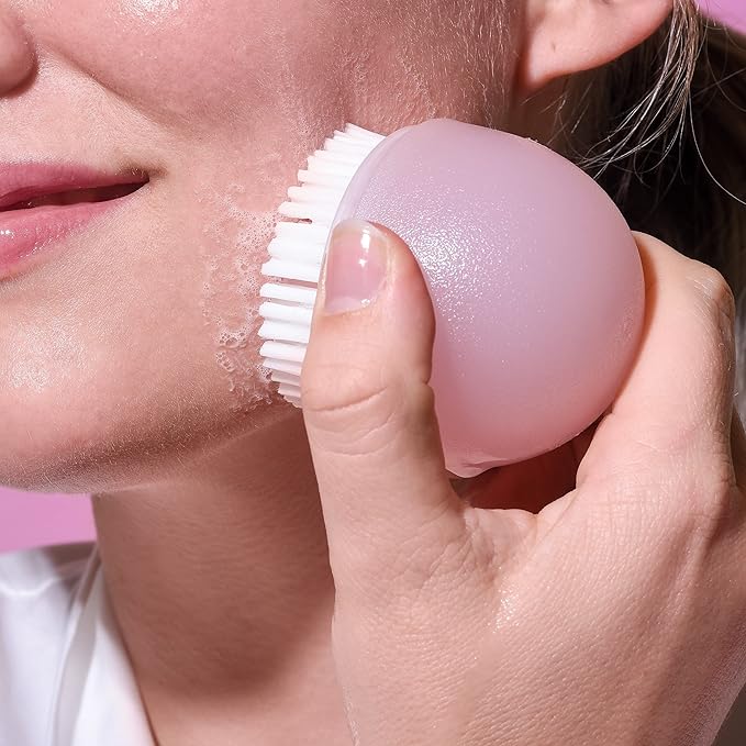 EcoTools Deep Cleansing Facial Brush, Manual Facial Cleansing Brush Exfoliates - Image 4