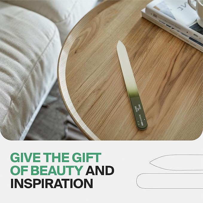 GERMANIKURE Glass Nail File in Suede Sleeve - Image 9