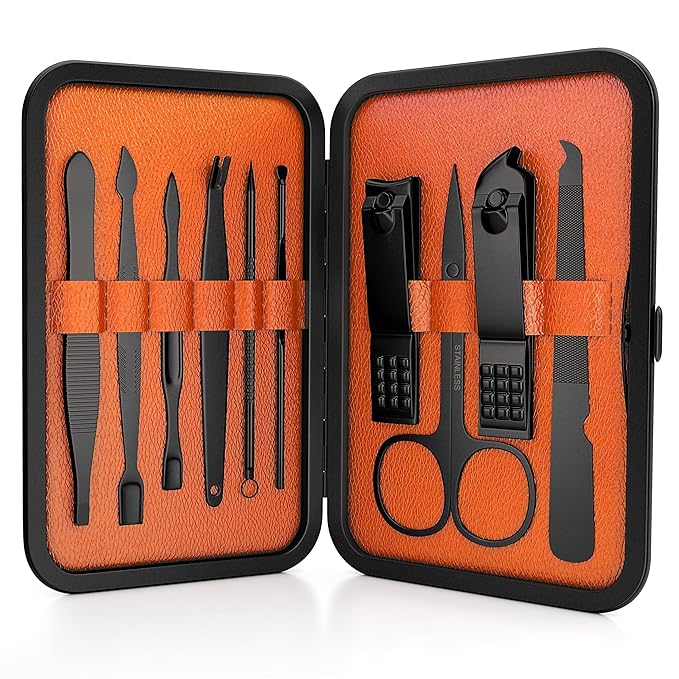 Wild Willies 10-Piece Pedicure & Manicure Kit by WildWillies