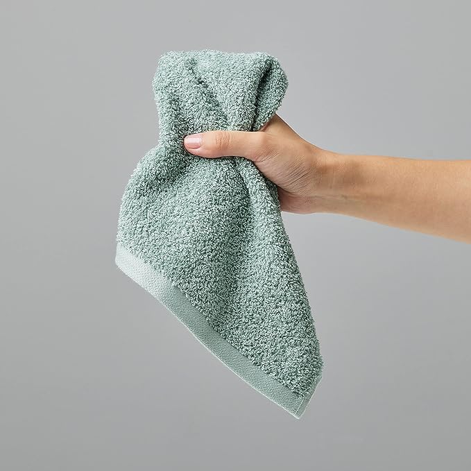 Amazon Basics Washcloth for Bathroom, 100% Cotton Extra Absorbent, Fast Drying - Image 12