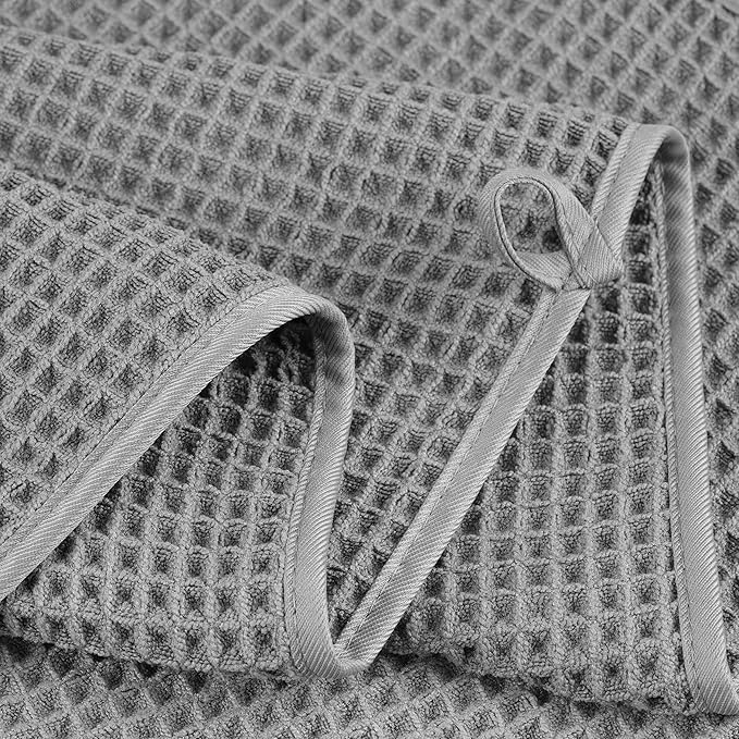 POLYTE 430 GSM Microfiber Oversize Quick Dry Lint Free Bath Towel, 60 x 30 in - Image 4